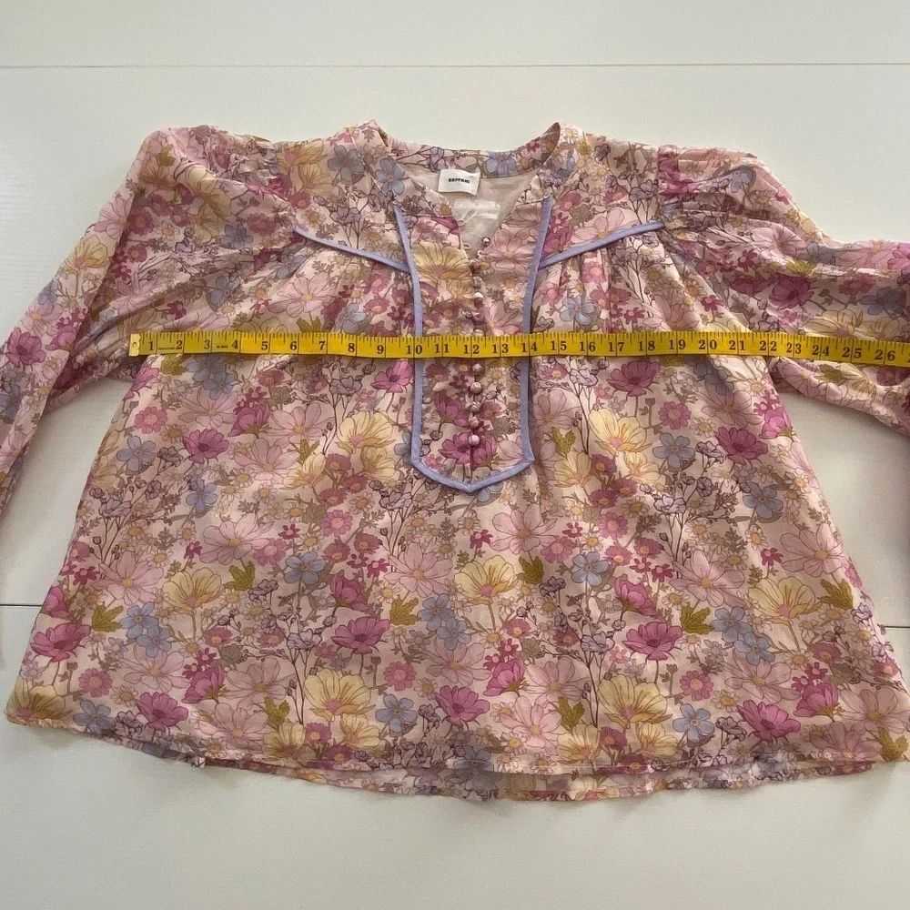 Aureum Designer's Floral Henley Puff Sleeve Blouse (NWOT) Size Small - Picture 12 of 15